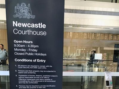 Drugs bought after stabbing: witness