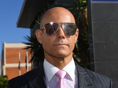 Cosmetic surgeon wins fake review action