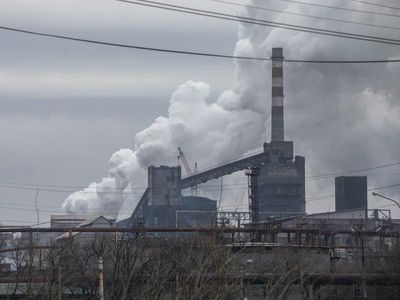 Putin calls off storming of Mariupol plant