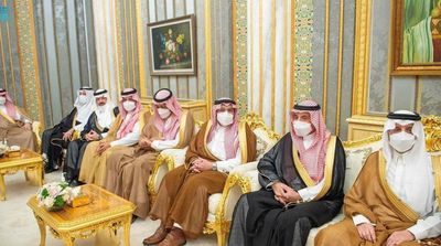 King Salman Meets with Governors of Administrative Regions