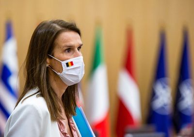 Belgian vice-PM steps down temporarily to take care of husband