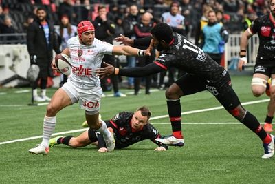 Toulon suffer blow as Kolbe sidelined with broken thumb