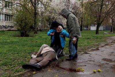 A picture and it's story - A daughter's shock as a trip to buy bread ends her father's life