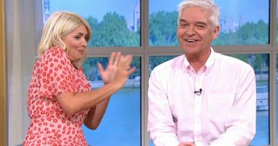 Terrified Holly Willoughby interrupts This Morning as 'enormous' spider appears in studio