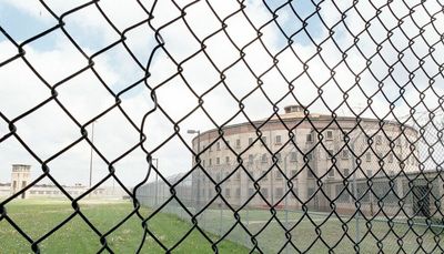 Washington group blames Illinois prison population’s nearly fourfold rise since 1970s on ‘extreme’ sentencing laws