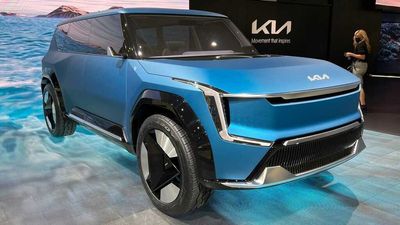 $50,000 Kia EV9 Coming To The US In 2023 With 300-Mile Range