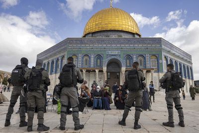 Arab League urges Israel to stop Jewish prayers at Al-Aqsa Mosque