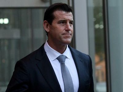 Friend denies plotting with Roberts-Smith