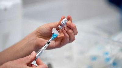 NT's vaccine booster mandate comes into effect today. Here's everything you need to know