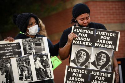 Prosecutor: No charges in shooting of pedestrian by deputy