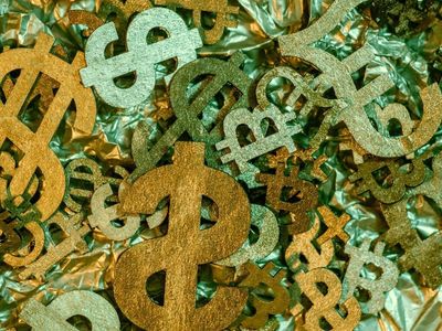 Is The Dollar Still The Gold Standard Of Currencies?