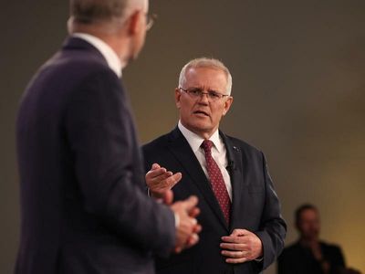 Labor, Liberal standoff over debate body