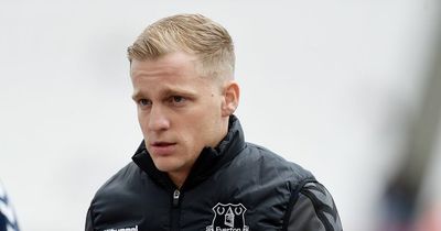 Arsenal 'end interest' in Donny van de Beek and more Manchester United transfer rumours