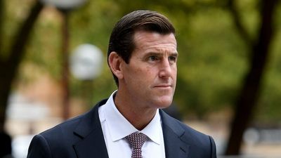 Ben Roberts-Smith trial witness denies lying about 'distinctive' camouflage paint in court