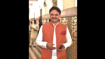 Rajeshwar Singh seeks UP CM Yogi Adityanath’s nod for logistics park on Unnao road