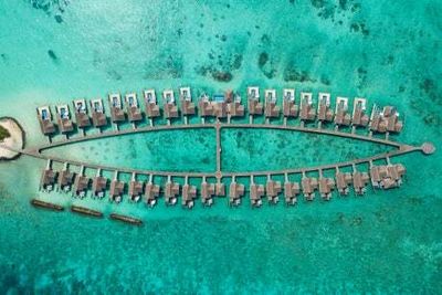 Fairmont Maldives review: the luxury resort on a mission to clean up paradise