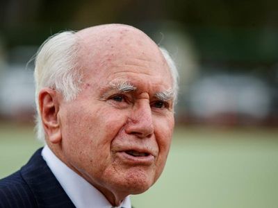 Treat every seat as a risk: John Howard