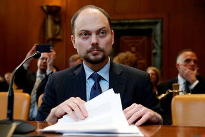 Russia adds prominent opposition activist Kara-Murza to list of "foreign agents"