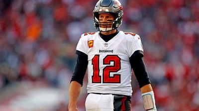Report: Bucs, Tom Brady Restructure Contract, Create Cap Space