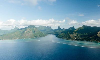 Private paradise: The French Polynesian island locking locals out of beaches