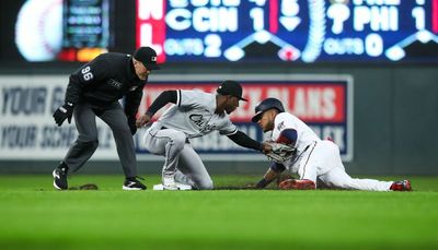 Defense, hitting doom White Sox in 2-1 loss to Twins