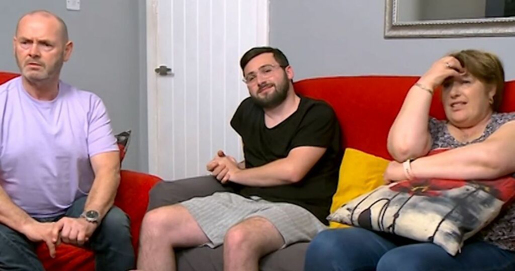 Gogglebox shows Roar's 'duck sex' scene as cast…