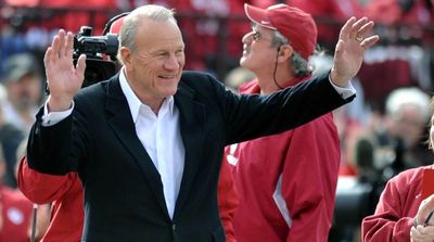 Barry Switzer Announces Oklahoma NIL Collective for Athletes
