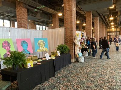 'Golden Girls' shows little age at inaugural fan convention