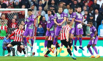 Christian Eriksen sparkles as Brentford draw with toothless Tottenham