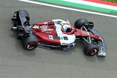 Zhou given F1 pitlane start penalty at Imola after sprint crash