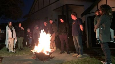 Newcastle family among Australians keen to keep driveway dawn services on Anzac Day even with eased COVID rules