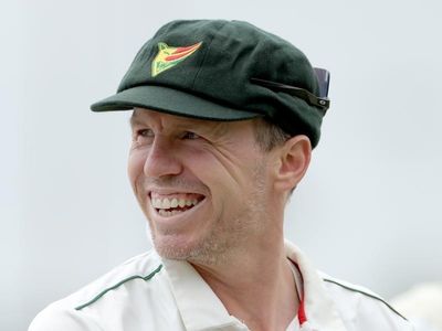 Siddle marks 200th match with 6-51 haul