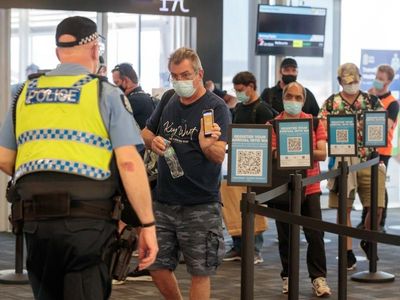 Anzac Day patrons urged to be COVID-safe