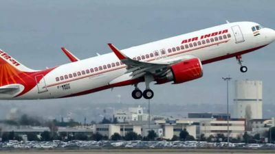 Air India flight from Chicago to Delhi hit by lightning, lands safely