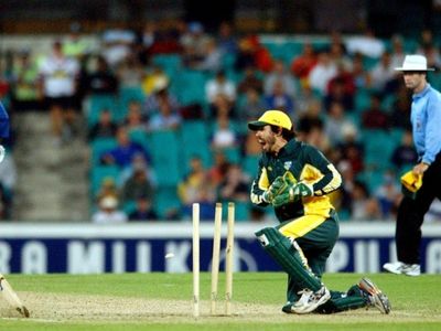 Cricketer Campbell in stable condition