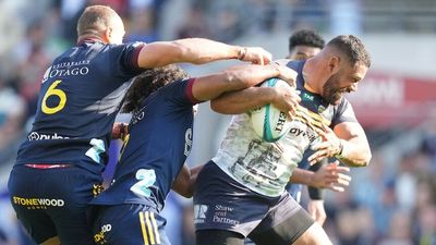 Brumbies beat Highlanders 28-17 for sole Australian win in Super Round