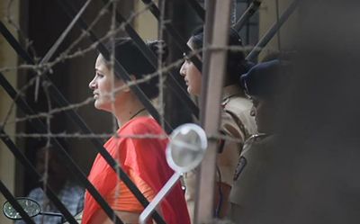 Hanuman Chalisa row | Ravi, Navneet Rana sent to 14-day judicial custody