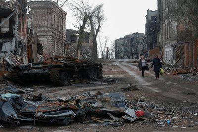 Ukraine blames Russia after Mariupol humanitarian corridor fails on Sunday