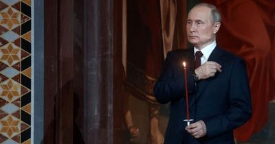 Putin fuels Parkinson's rumours after appearing 'unsteady and fidgeting' at event