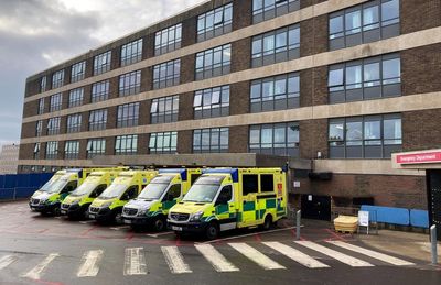 Ambulance workers overwhelmed because of pressures they face – report