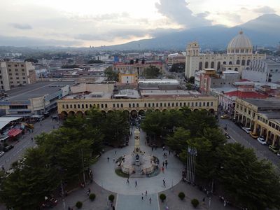 El Salvador extends emergency powers to fight gangs