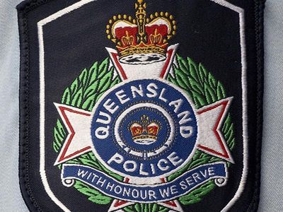 Qld man charged after knife threats