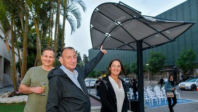 Solar Energy Lights Up The Night In Tel Aviv