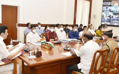 Ensure people wear masks in public places, Stalin instructs Collectors
