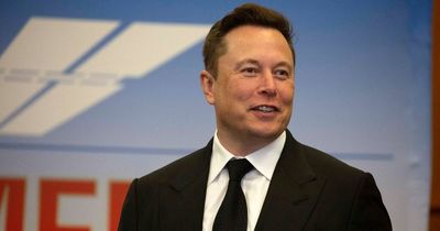 Elon Musk to buy Twitter in £34billion deal which is expected to close this year