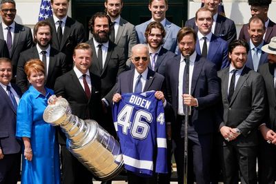 Biden avoids politics in honoring hockey champion Lightning