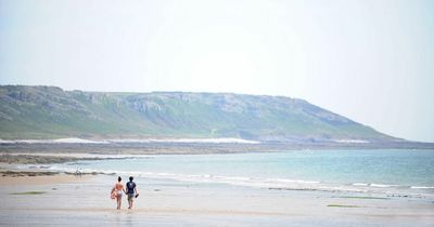 Port Eynon beachgoers asked not to smoke at seaside