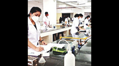 Karnataka: Over 600 NRI/management seats returned to colleges in UG-NEET 2021, says department