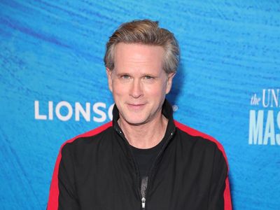 Princess Bride actor Cary Elwes shares picture of ‘life-threatening’ rattlesnake bite