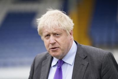 Civil service chief ‘warns Boris Johnson against forcing government workers back to office’